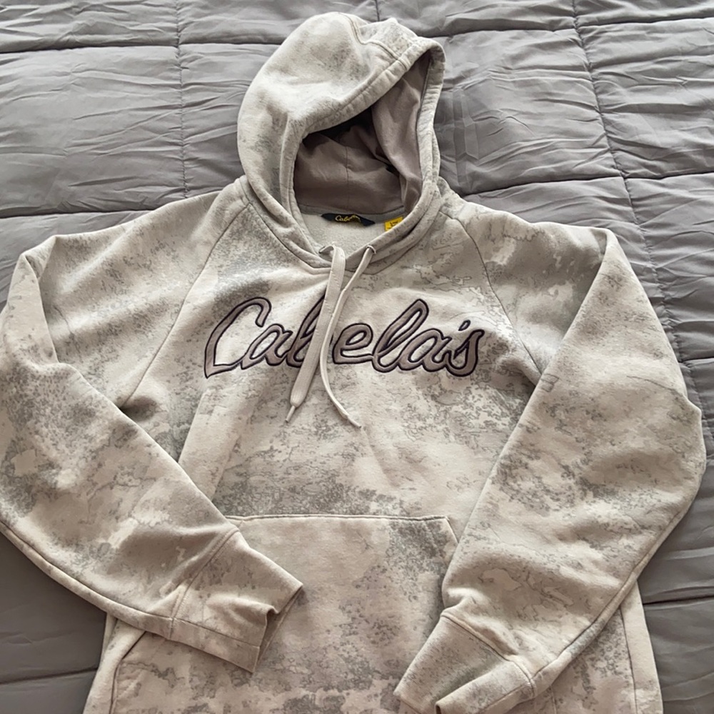 Cabelas white camp hoodie